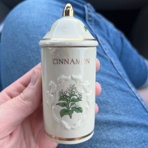 Lenox Spice Garden jar- Cinnamon